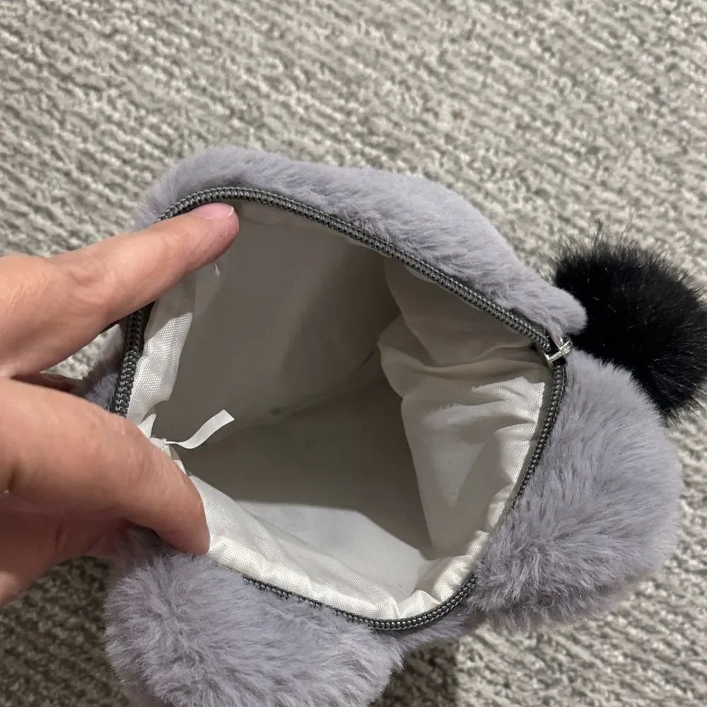 Gray Plush Cat Face Pouch